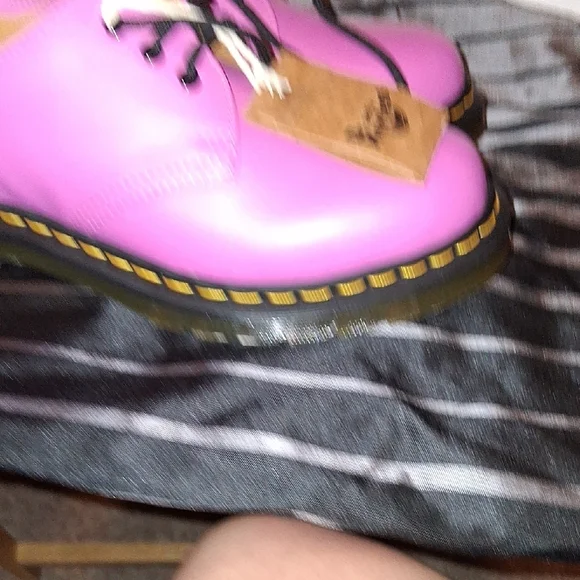 Dr. Martens Pink Flats with Black Laces - Picture 5 of 7
